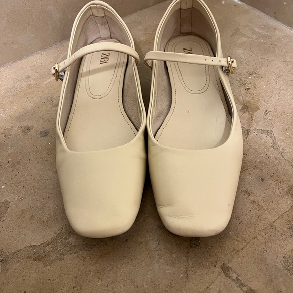 Zara Cream Women's Ballet Flats - Picture 3 of 7